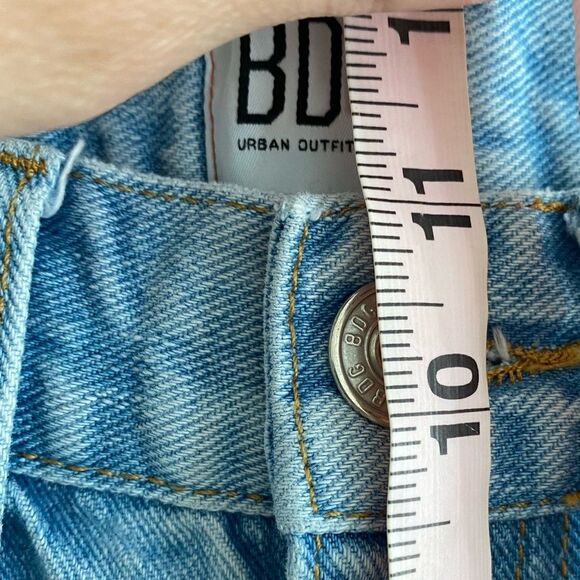 Urban Outfitters BDG High Rise Baggy Jeans Light Wash Destroyed Size 25 - Picture 13 of 15